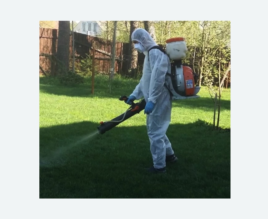 Обработка территории от клещей в Малино