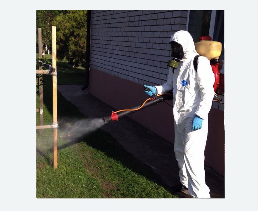 травля клещей на участке в Малино